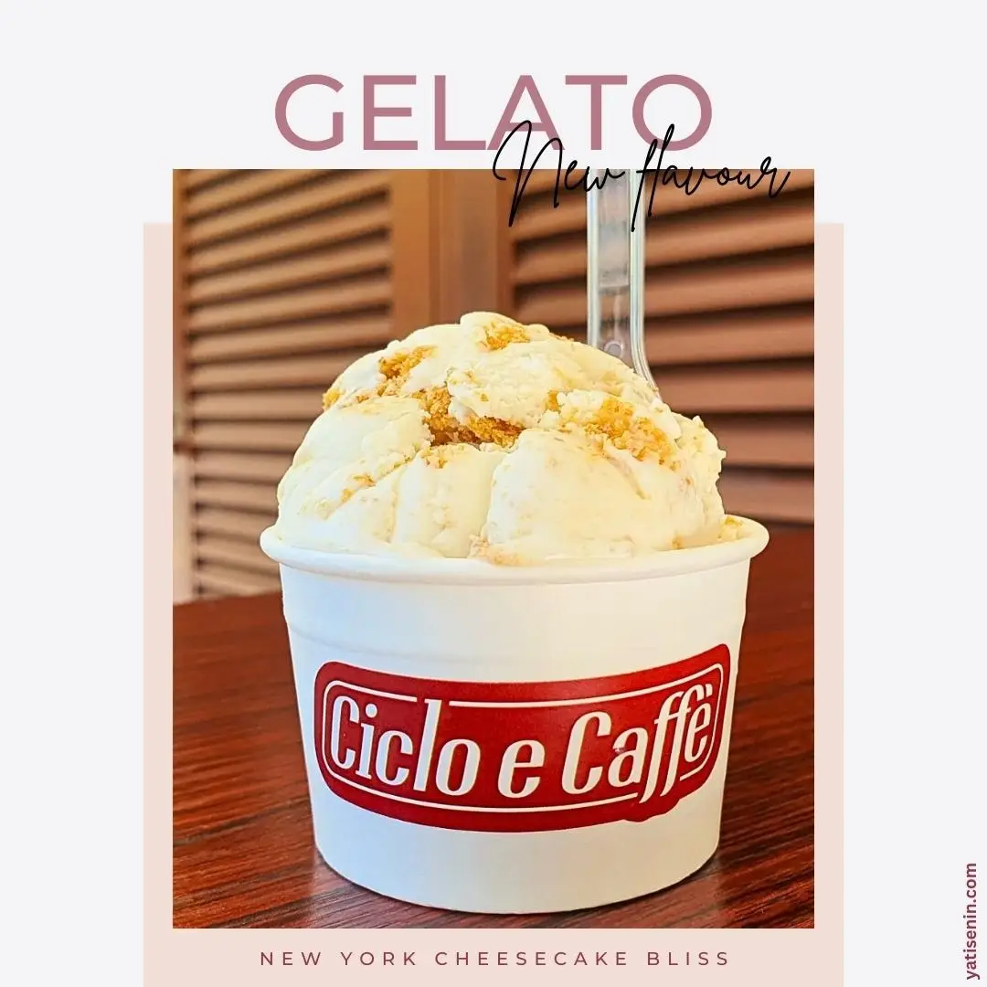 New York Cheesecake gelato served in a white cup with Ciclo e Caffè branding.